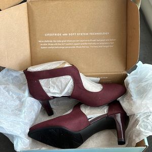 Life Stride Giovanna 2” Wine size 8.5 Wide